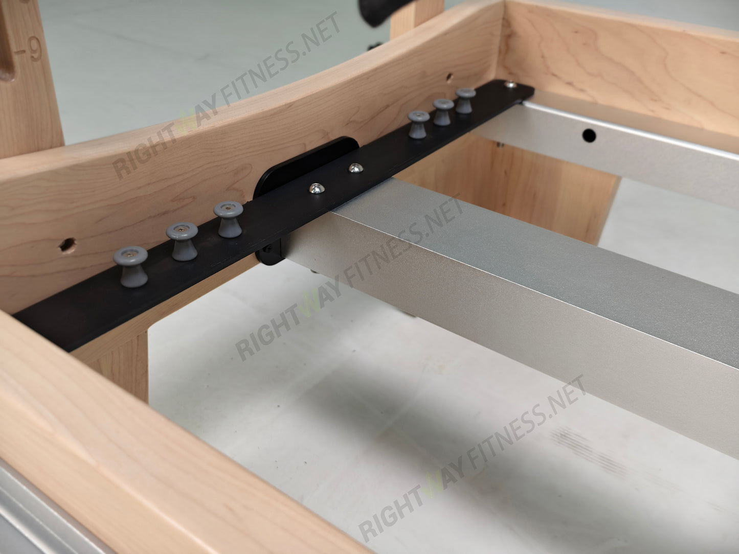 Dual-Slide Outer Track Maple Wood Pilates Reformer