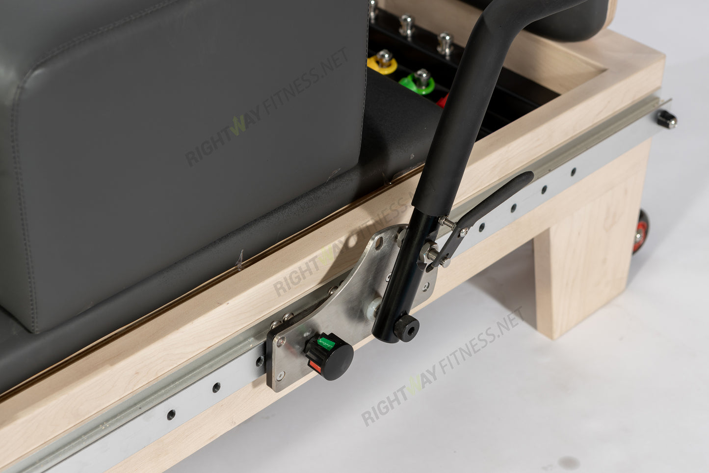Dual-Slide Outer Track Maple Wood Pilates Reformer