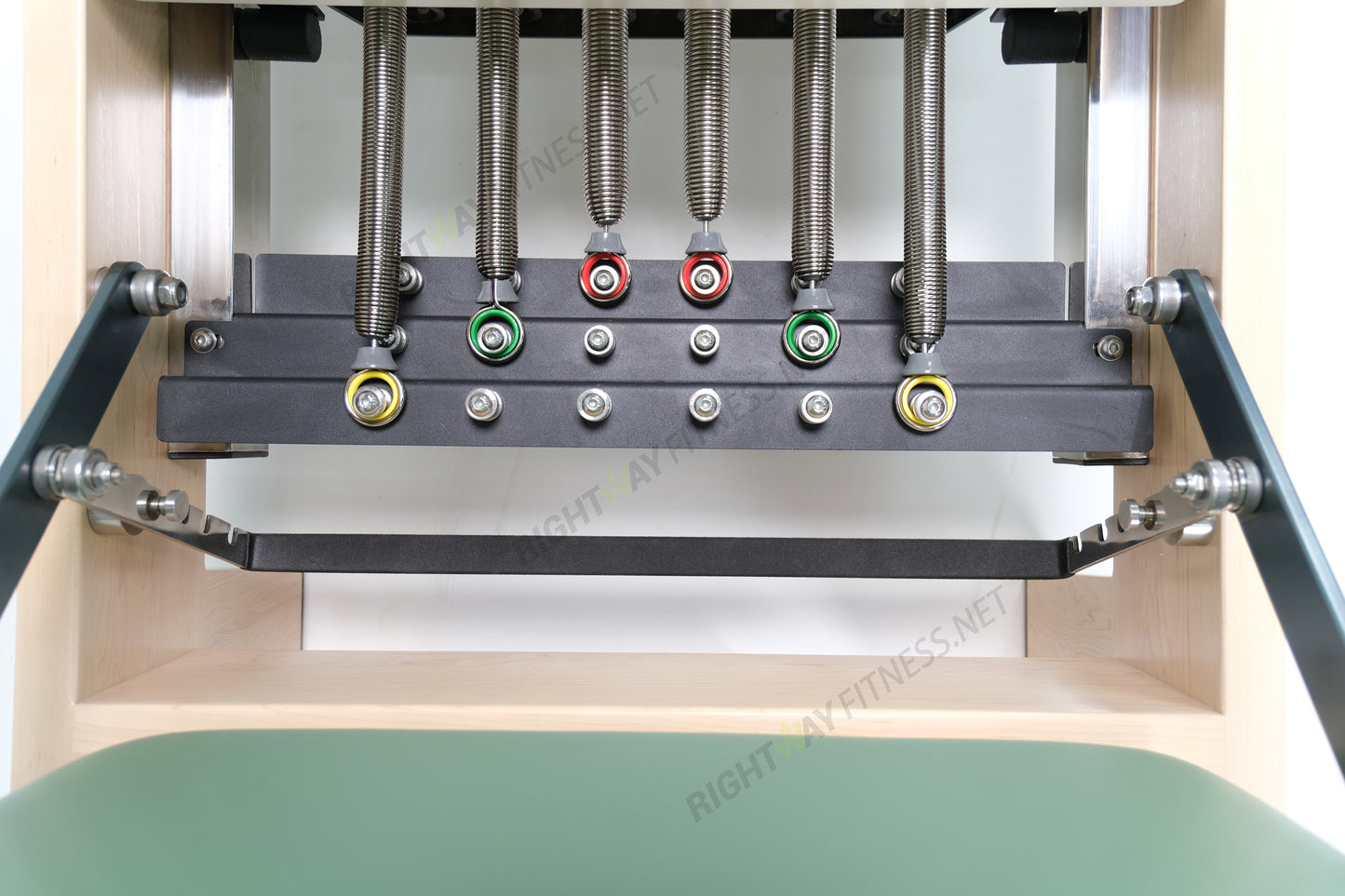 Solid Maple Inner Track Pilates Reformer with Aluminum Graduated Posts