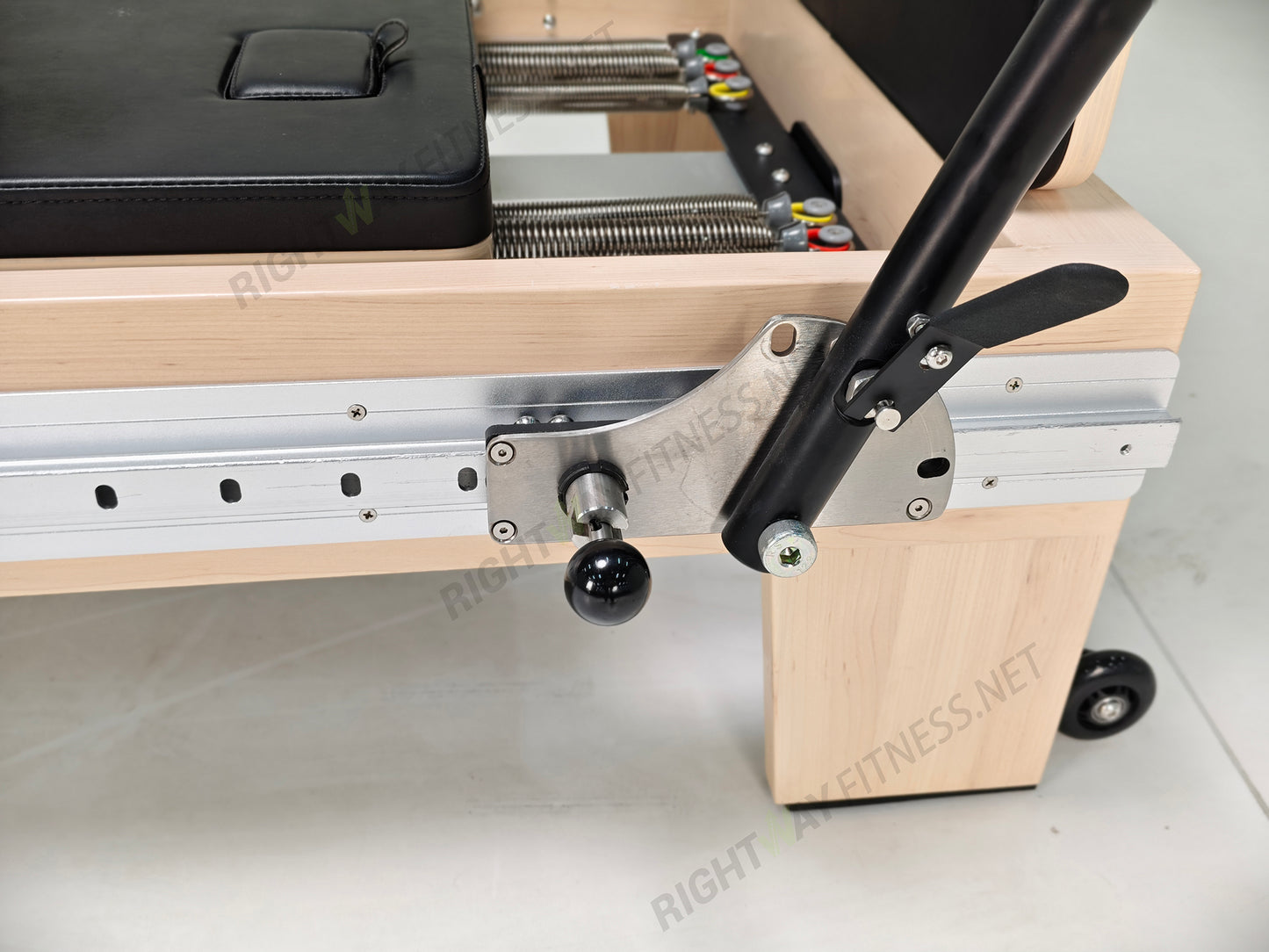 Dual-Slide Outer Track Maple Wood Pilates Reformer